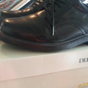 Mens size 8 Deer Stag dress Shoes